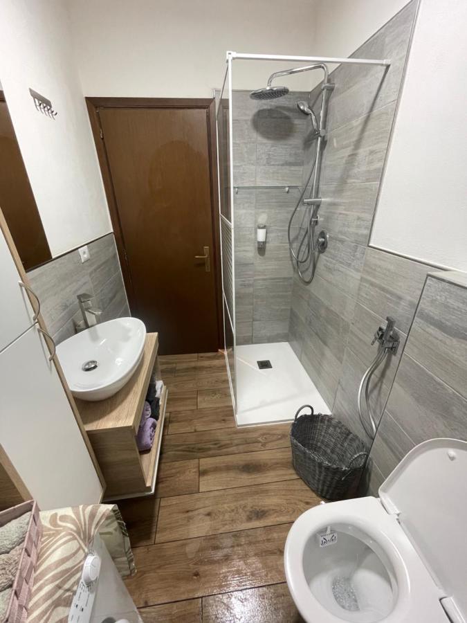 Tenna Lake Apartment Ischia Green מראה חיצוני תמונה