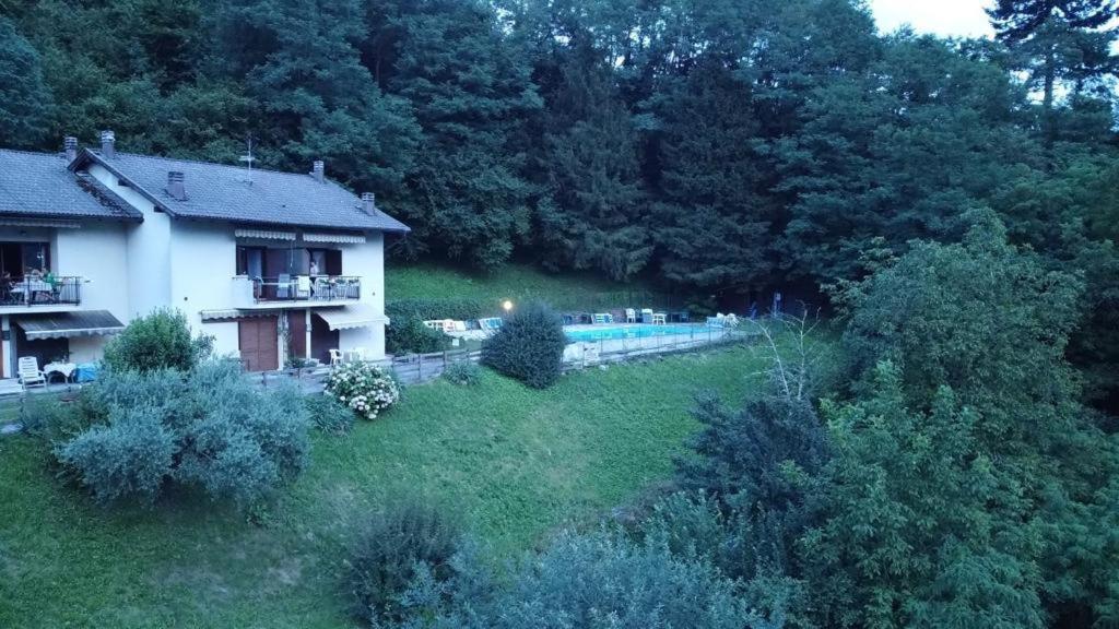 Tenna Lake Apartment Ischia Green מראה חיצוני תמונה